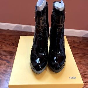 Fendi Heeled Boots Size 38.5